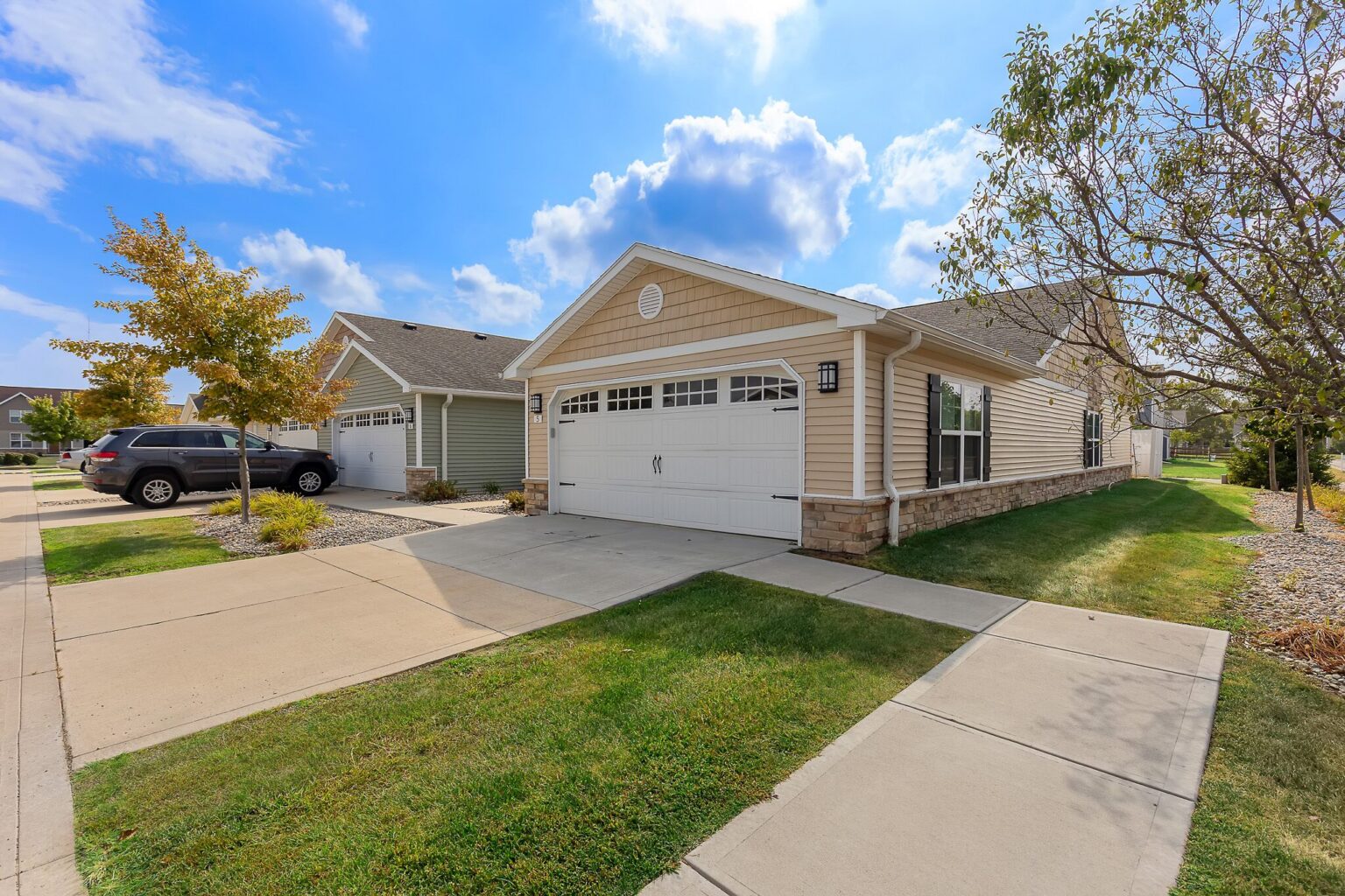 Redwood Perrysburg Woodmont Drive